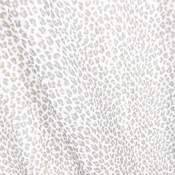 🆕🌿100% SILK LEOPARD PRINT BLOUSE🌿 - Picture 3 of 5